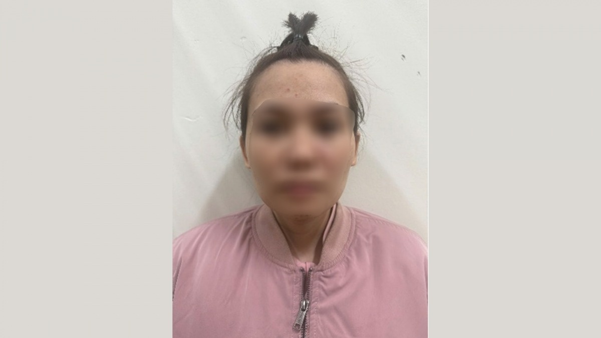 Dong gia Viet kieu giau co de lua tien cua 2 phu nu hinh anh