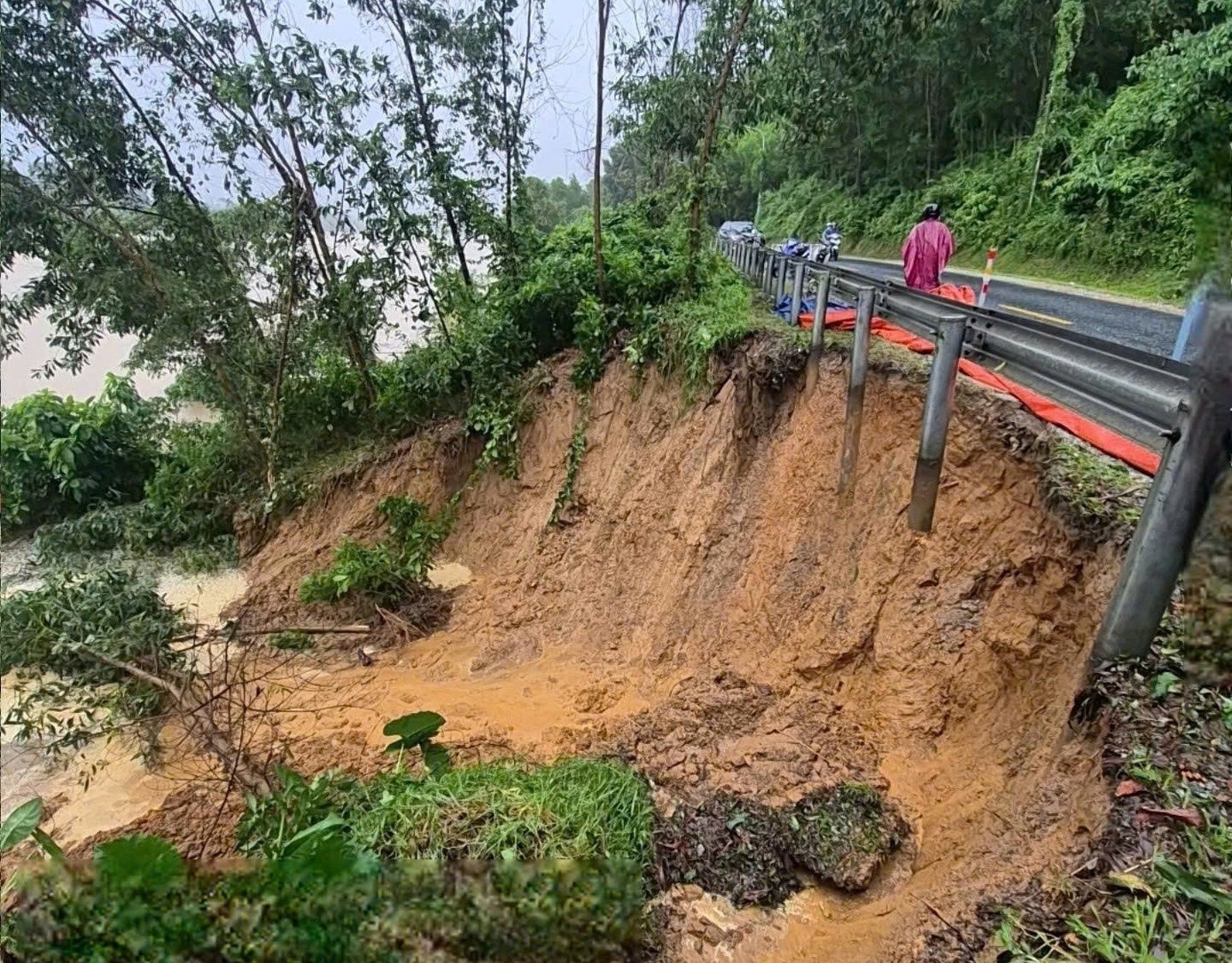 Mua ngap Hue anh 1