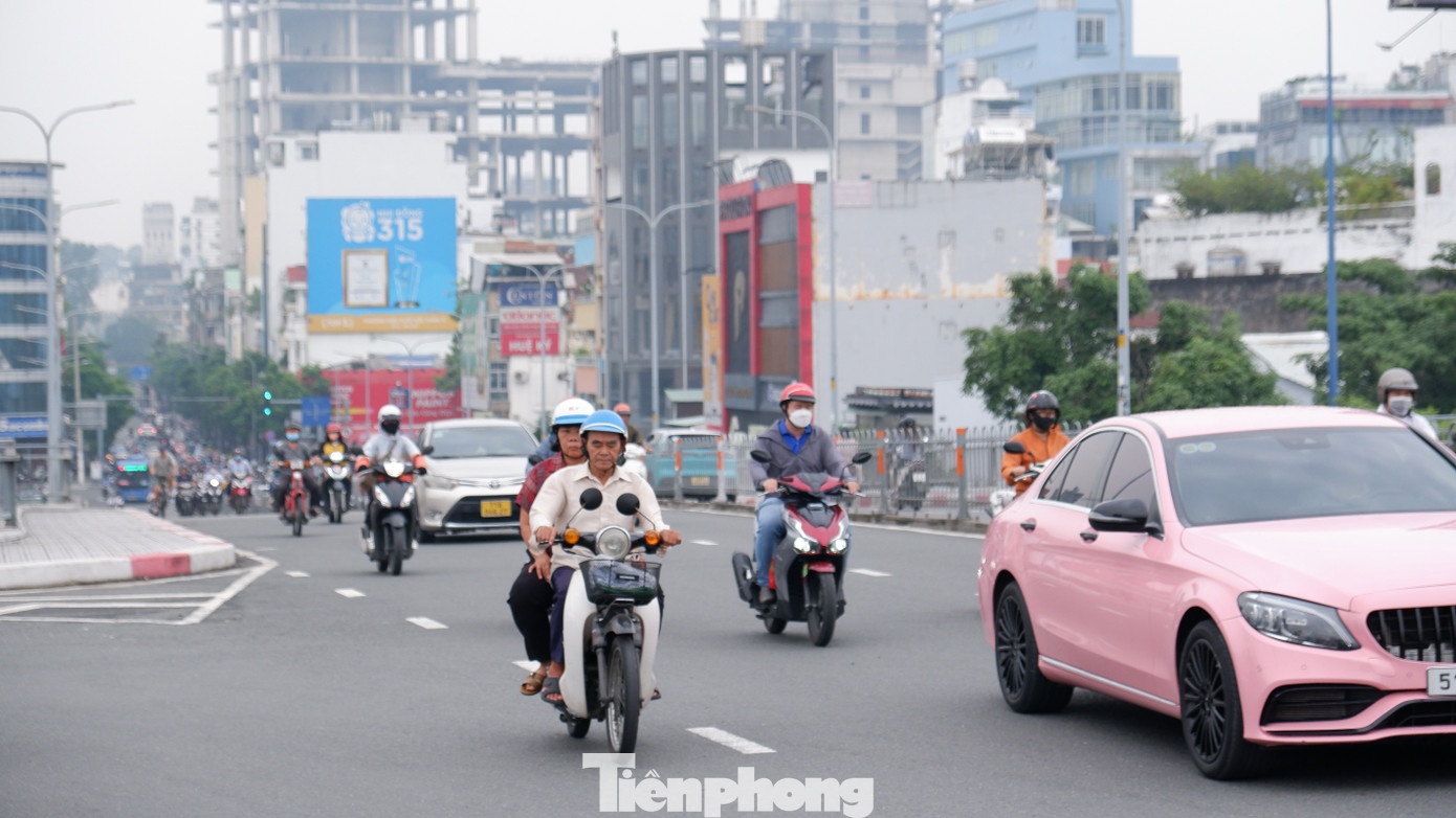 Suong mu TP.HCM anh 8