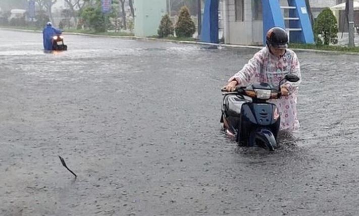 Thoi tiet 25/10: Mien Bac troi lanh, mien Trung cuc bo mua rat to hinh anh