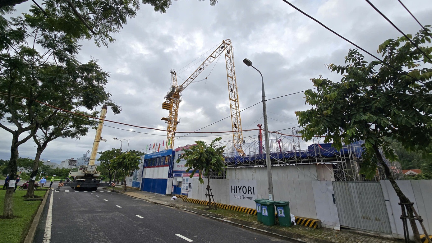 Mot nguoi tu vong trong vu gay thap can cau o Da Nang hinh anh