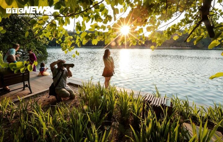 Bao so 13 Bao Kalmaegi anh 1