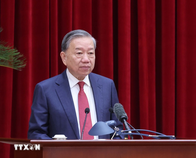 Hoi nghi Trung uong 14 anh 1