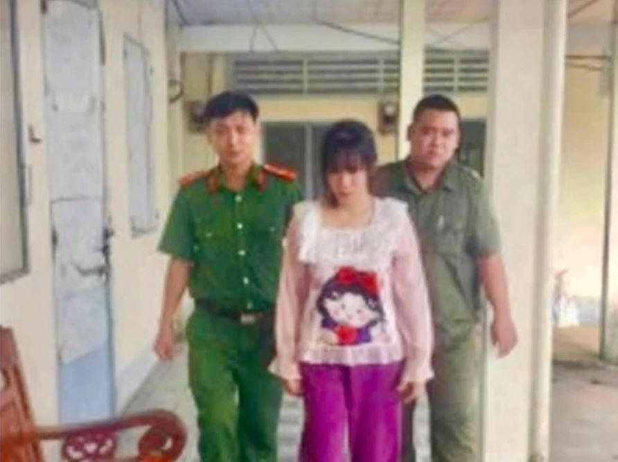 Nu quai buon ma tuy bi bat sau 12 nam tron truy na hinh anh