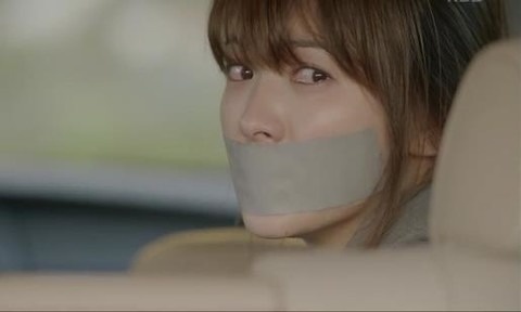 90% nan nhan cac vu 'bat coc truc tuyen' la nu gioi tre tuoi hinh anh