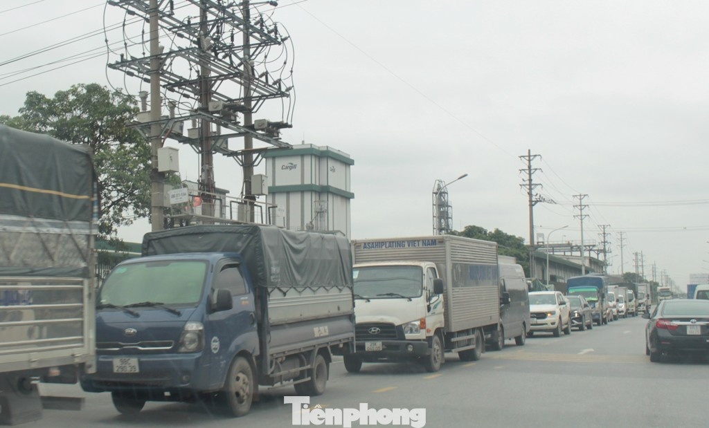 Xe tai ne thu phi anh 1