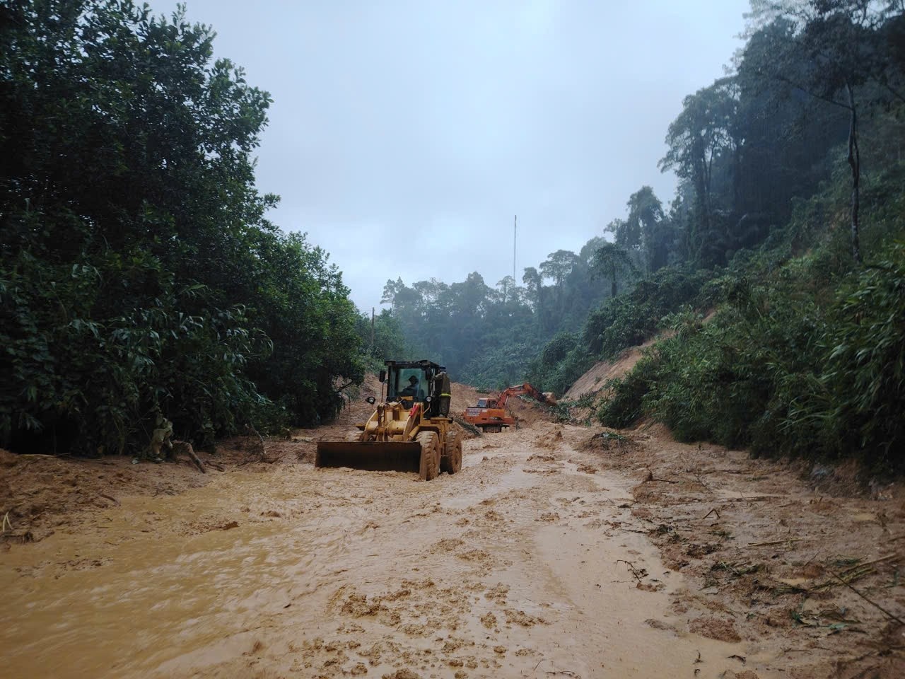 Sat lo deo Lo Xo anh 2