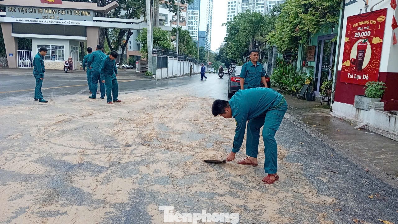 Duong tran dau Binh Duong anh 6