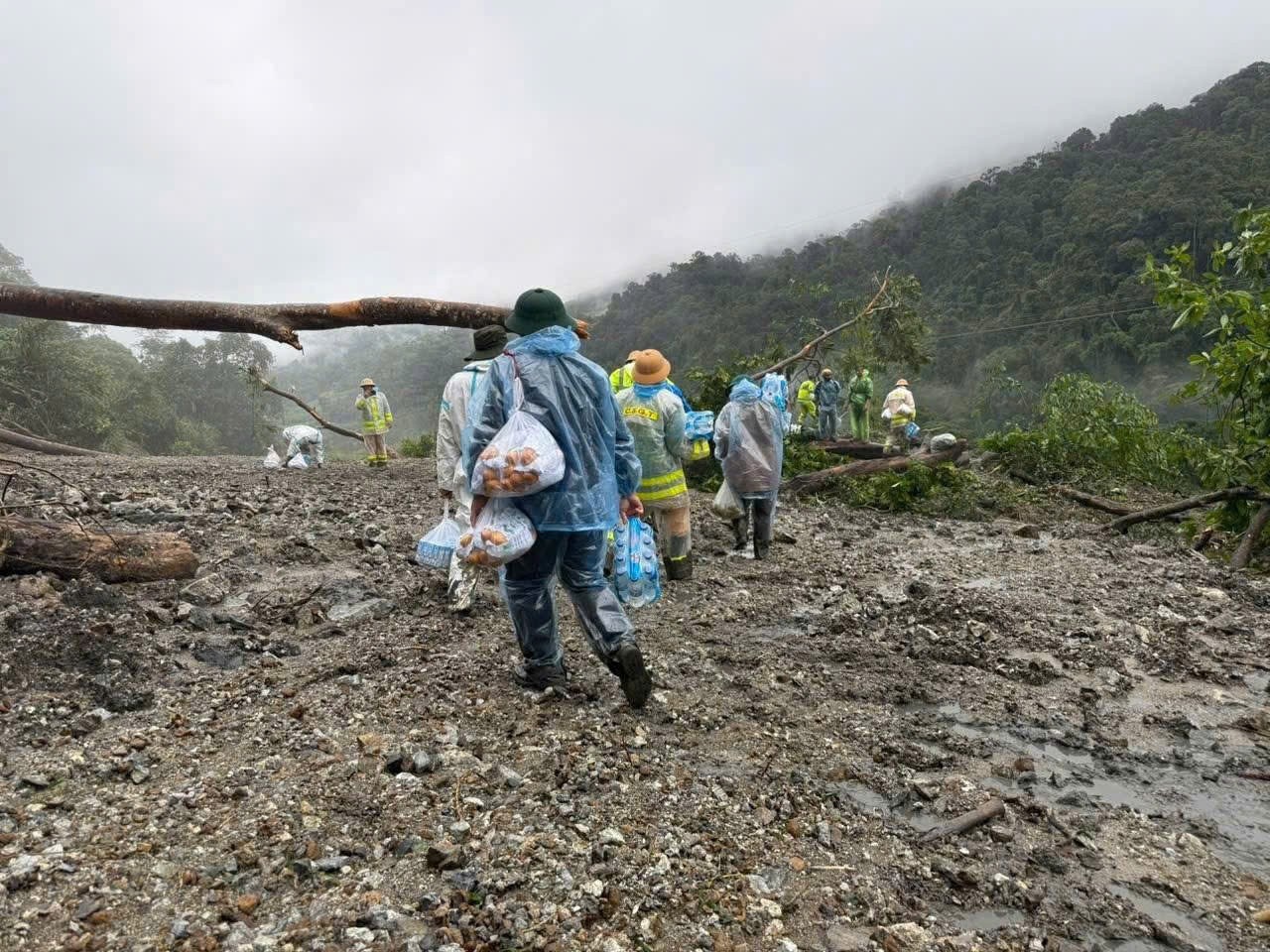 Sat lo deo Lo Xo anh 7