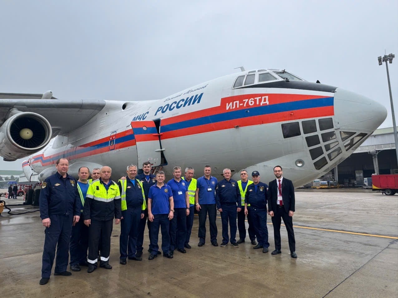 May bay Nga cho 30 tan hang vien tro khan cap cho Viet Nam hinh anh