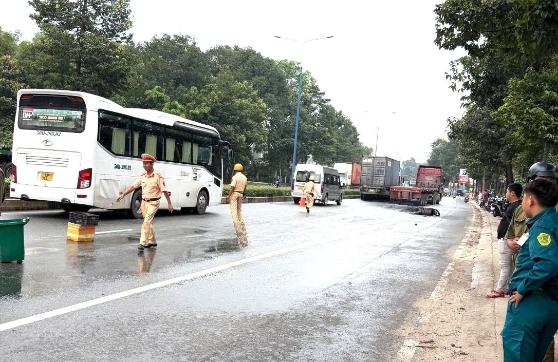 Container de phu nu TP.HCM anh 1