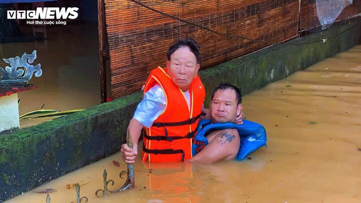 Lu lich su mien Trung anh 1