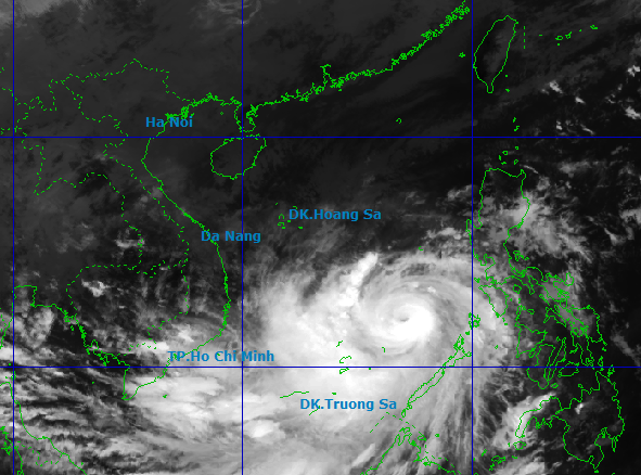 Bao so 13 Bao Kalmaegi anh 1