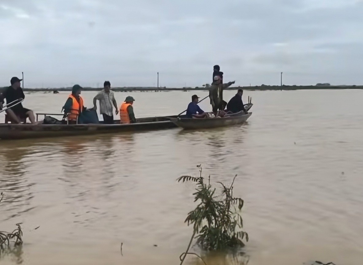 Thi the cha con Hue anh 1