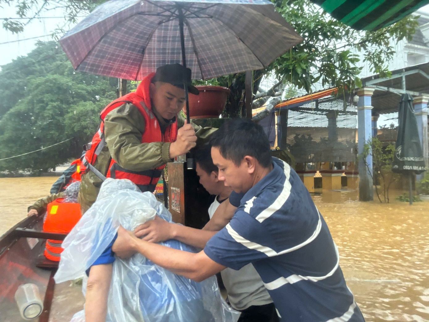 Lu lich su Hue anh 5