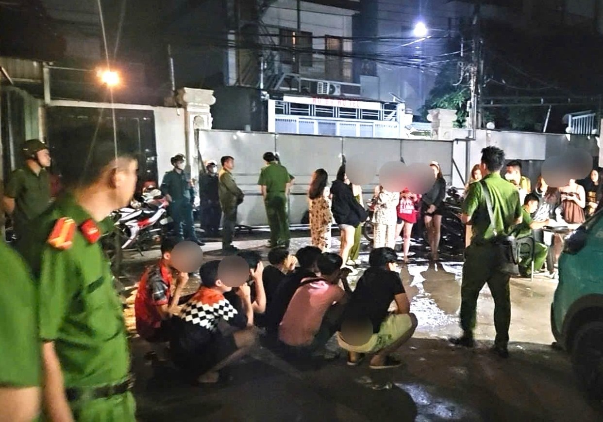 Cong an TP.HCM dot kich ‘Ben Thuong Hai’, phat hien bi mat sau vo boc hinh anh