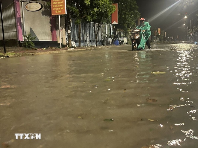 Bao so 13 Bao Kalmaegi anh 3