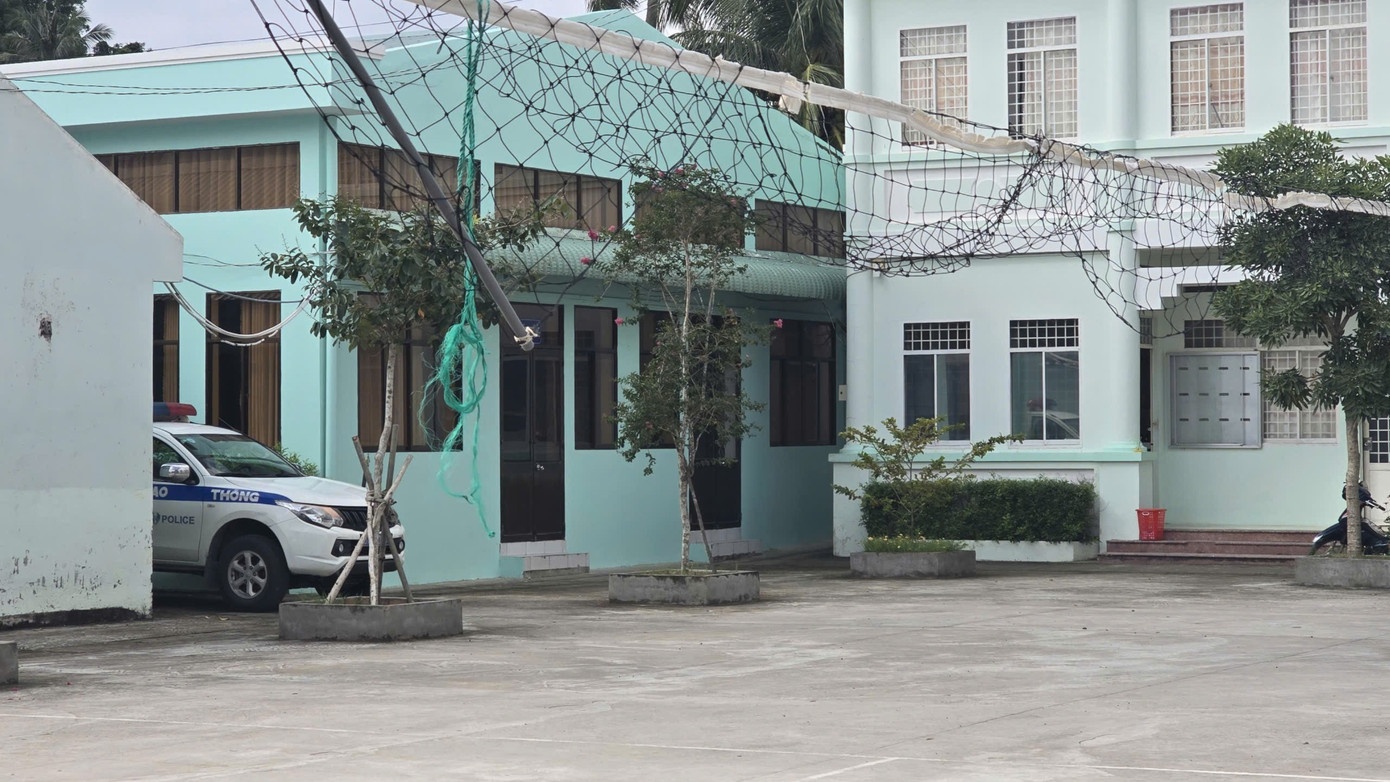 Phuong An Giang uong ruou anh 1