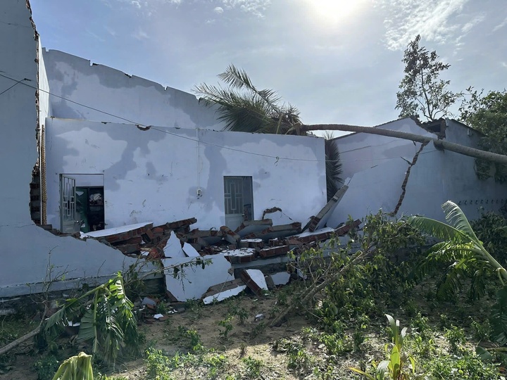 Bao so 13 Bao Kalmaegi anh 3