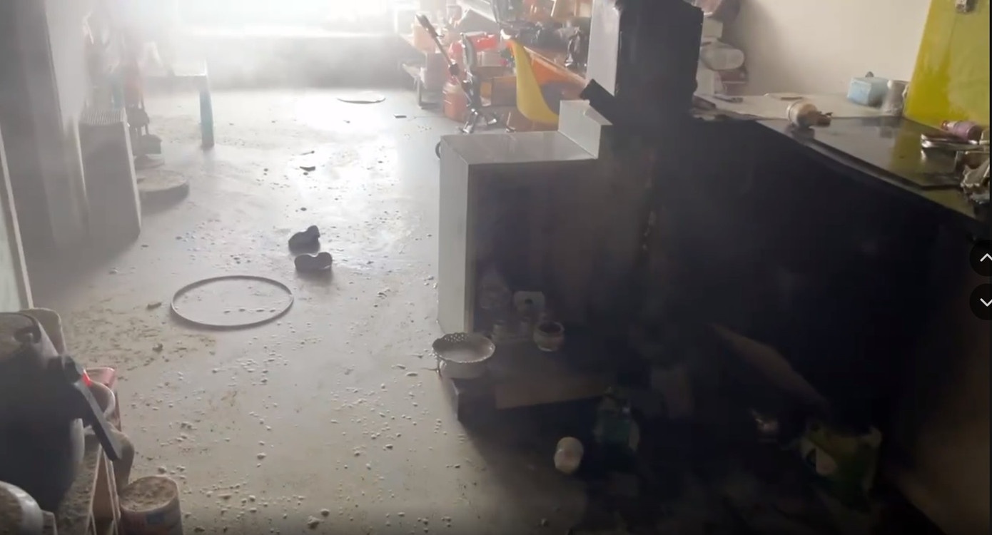 Chay chung cu Flora Fuji anh 2