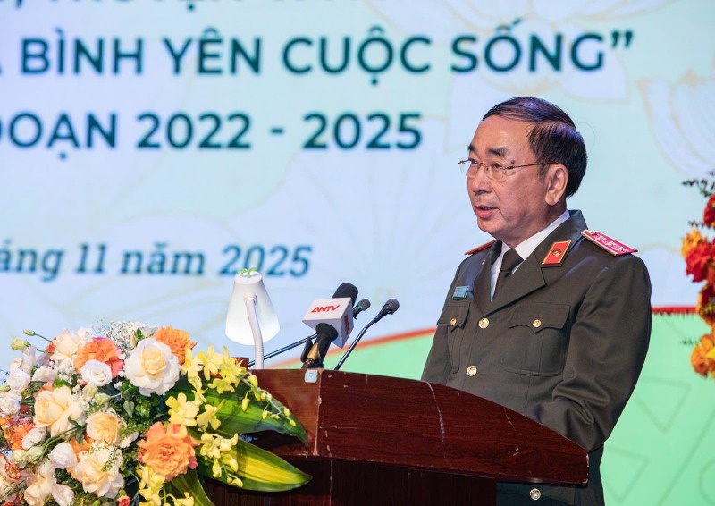 Lan toa hinh anh dep ve nguoi chien si vi binh yen cuoc song hinh anh