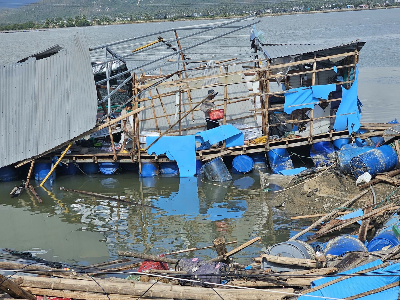 Bao so 13 Bao Kalmaegi anh 2