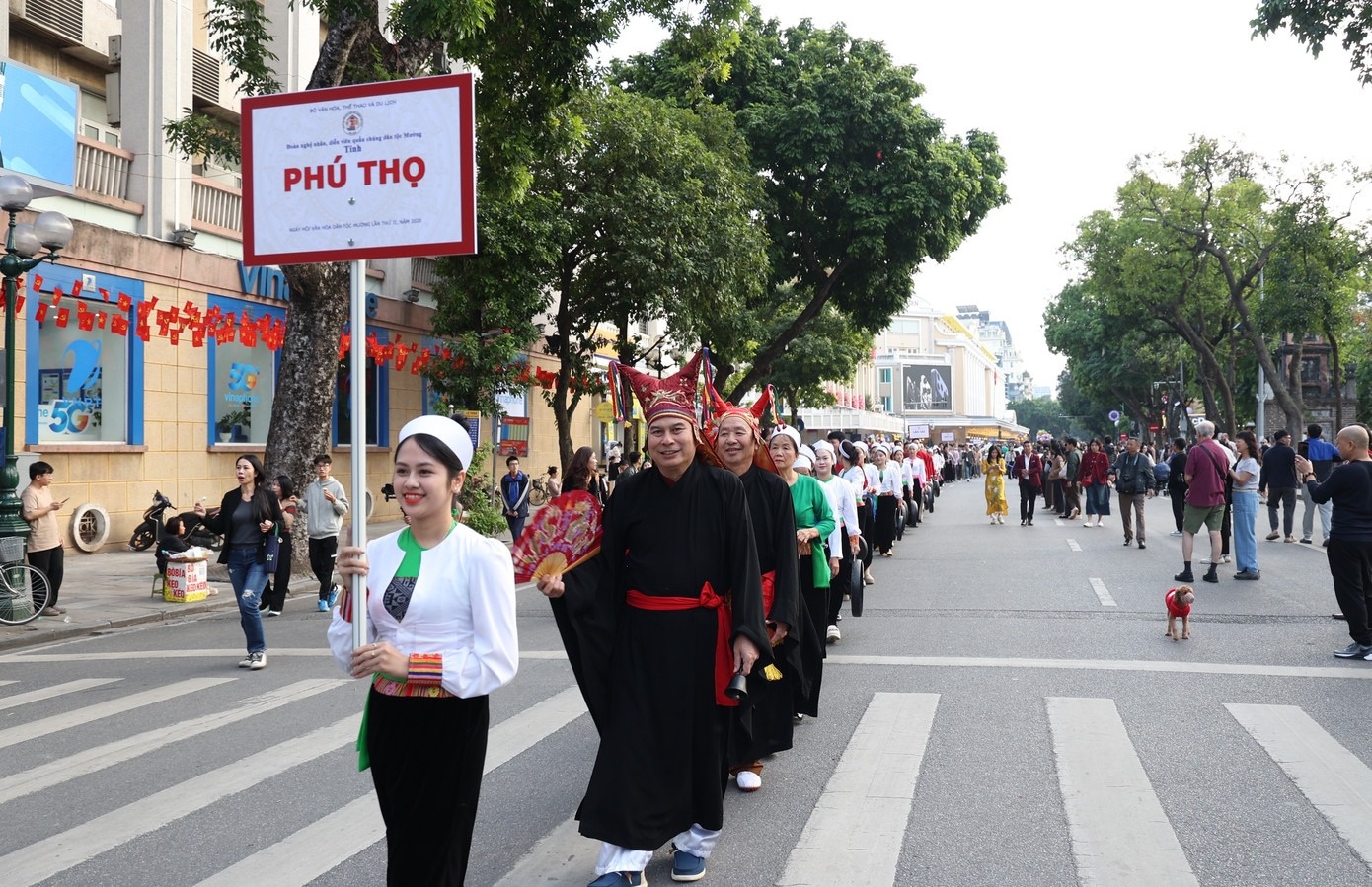 diễu hành ảnh 2 dieu hanh anh 2