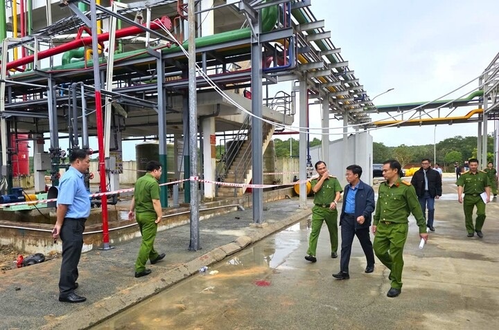 No bon chua axit anh 1