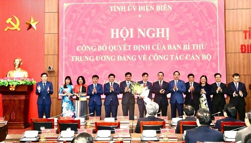 Cong tac nhan su anh 2