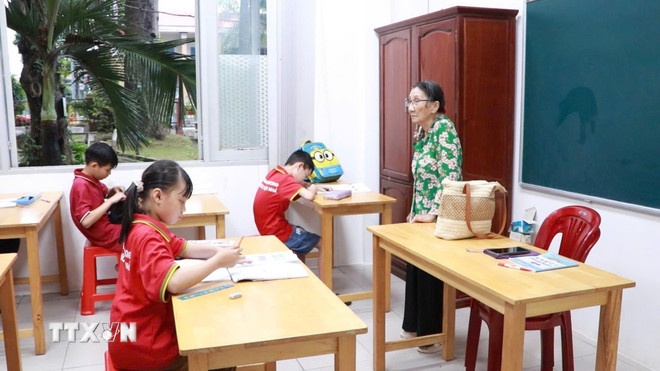 Ba giao ban ve so anh 4