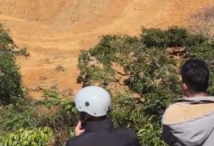 Da Nang khan cap di doi 171 ho voi 664 nguoi hinh anh