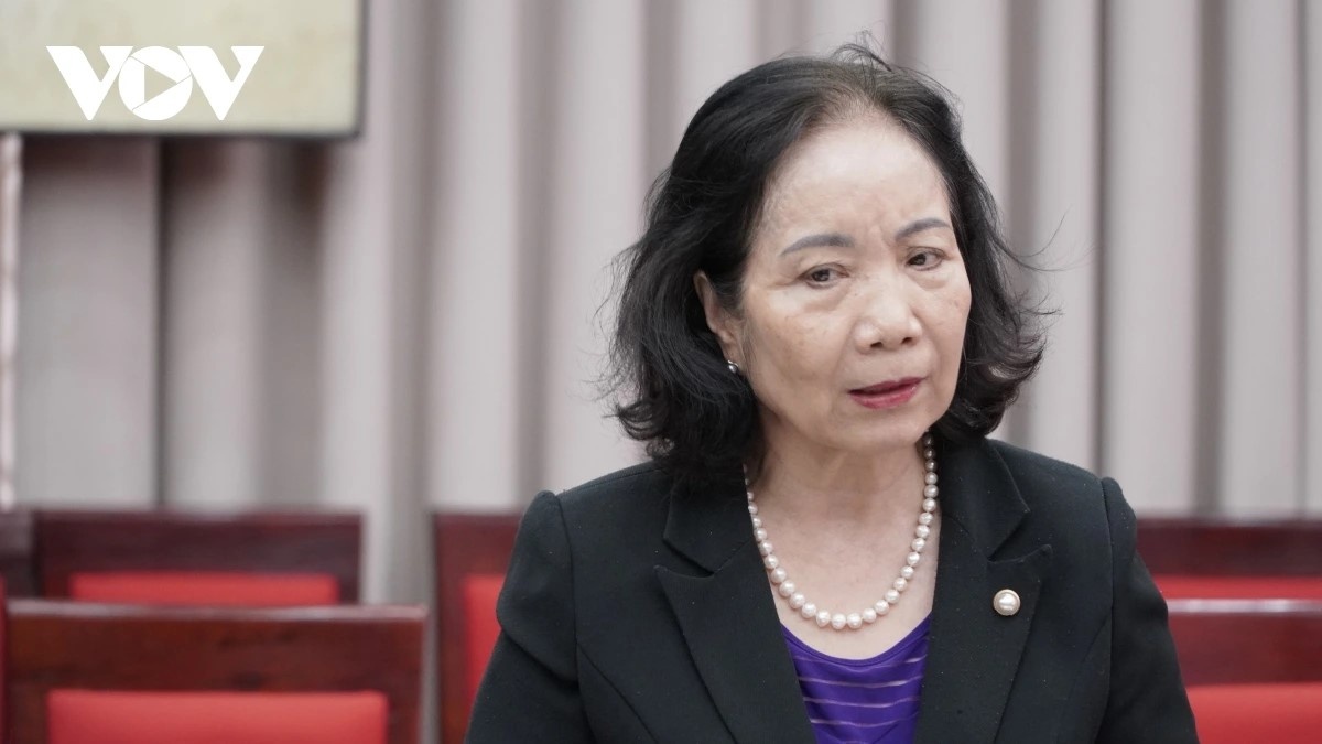 Gop y van kien anh 1