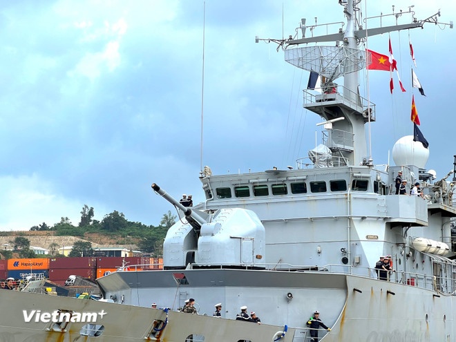 Tàu Prairial Hải quân Pháp ảnh 3 Tau Prairial Hai quan Phap anh 3