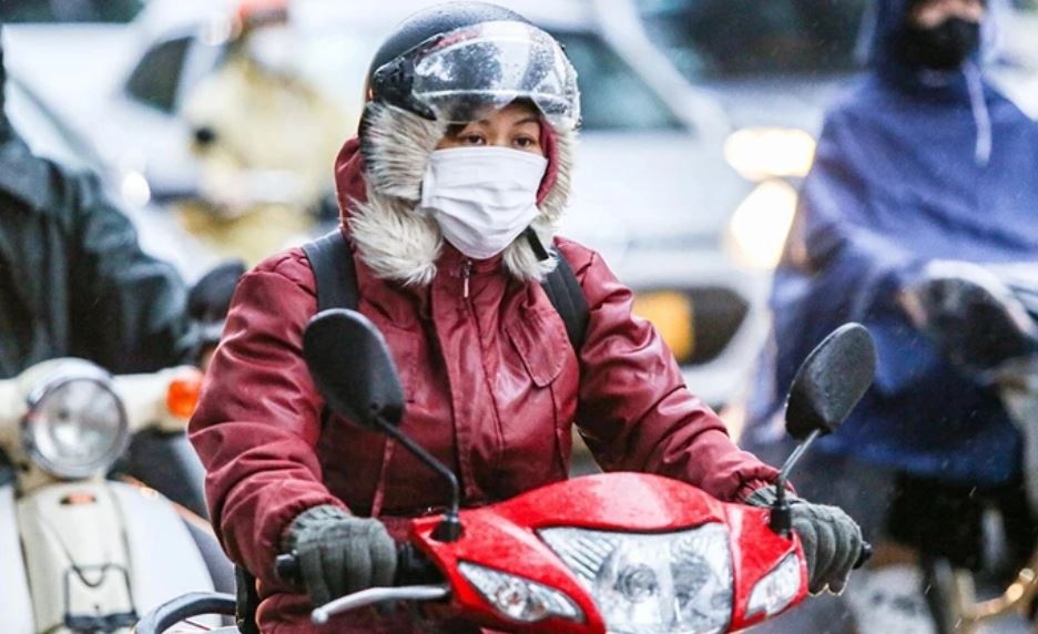 Mien Bac chim trong gia ret, mien Trung mua dac biet lon hinh anh