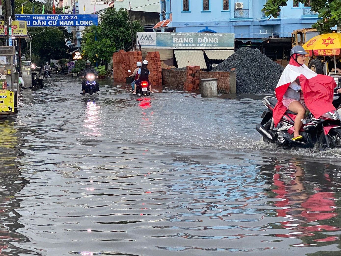 Trieu cuong TP.HCM dang cao anh 1