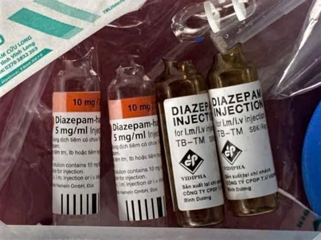 Phat hien bac si tu vong trong nha rieng o Lam Dong hinh anh