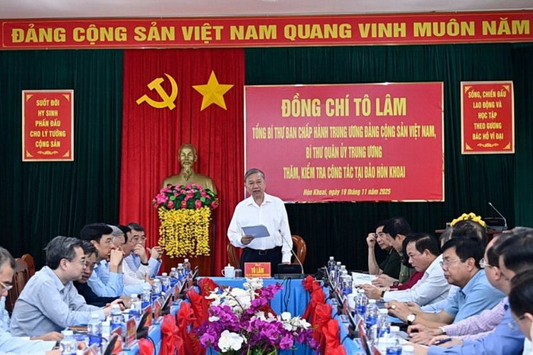 Tong Bi thu: Day nhanh hoan thien De an phat trien Cum dao Hon Khoai hinh anh