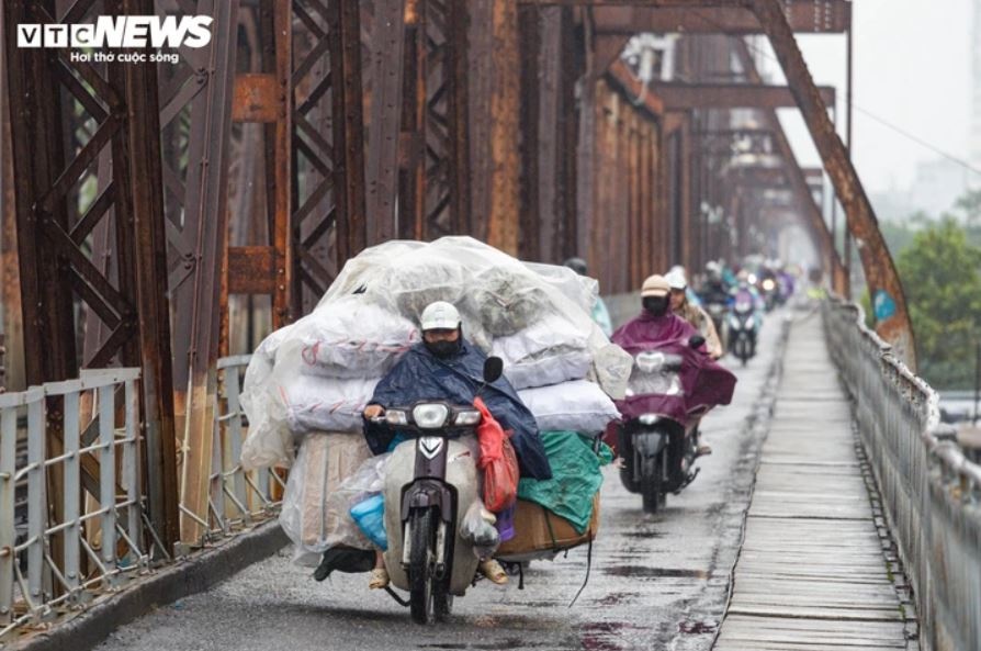 Mua Ha Noi mien Bac anh 1