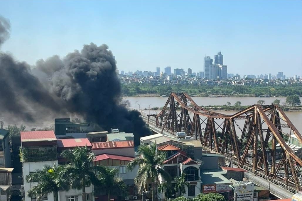 Chay Ngoc Lam Long Bien anh 2