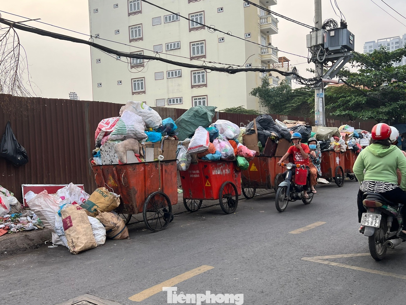 Rac thai TP.HCM Sai Gon anh 1