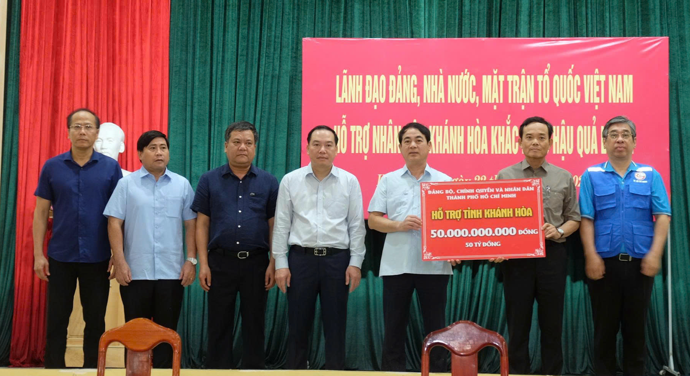 Mua lu mien Trung anh 5