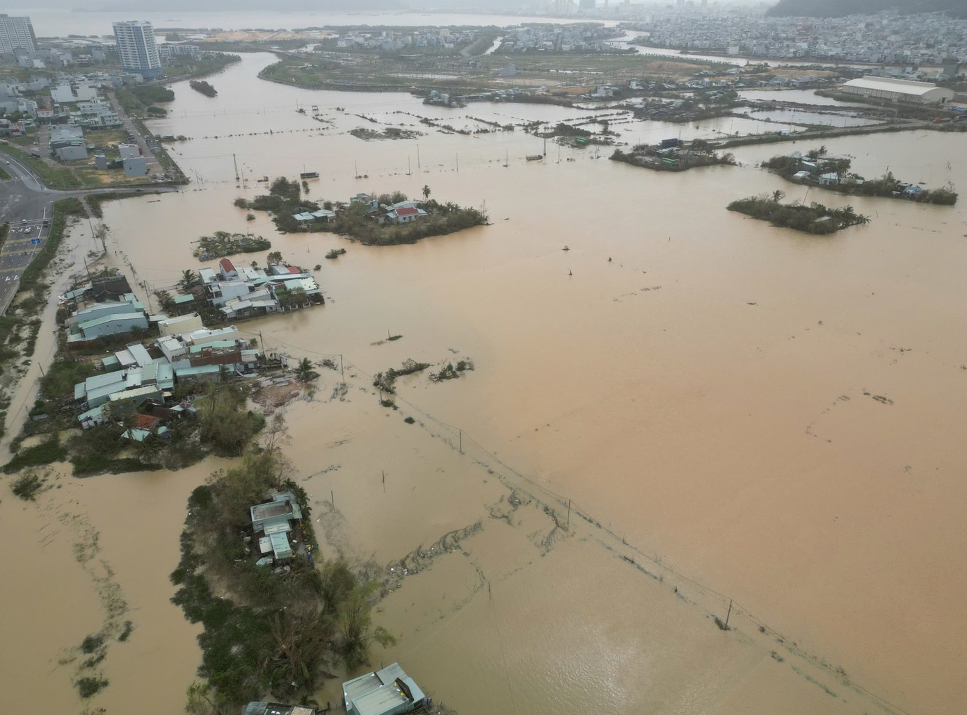 Mua lon, nhieu khu vuc Dong Gia Lai 'tai' ngap hinh anh