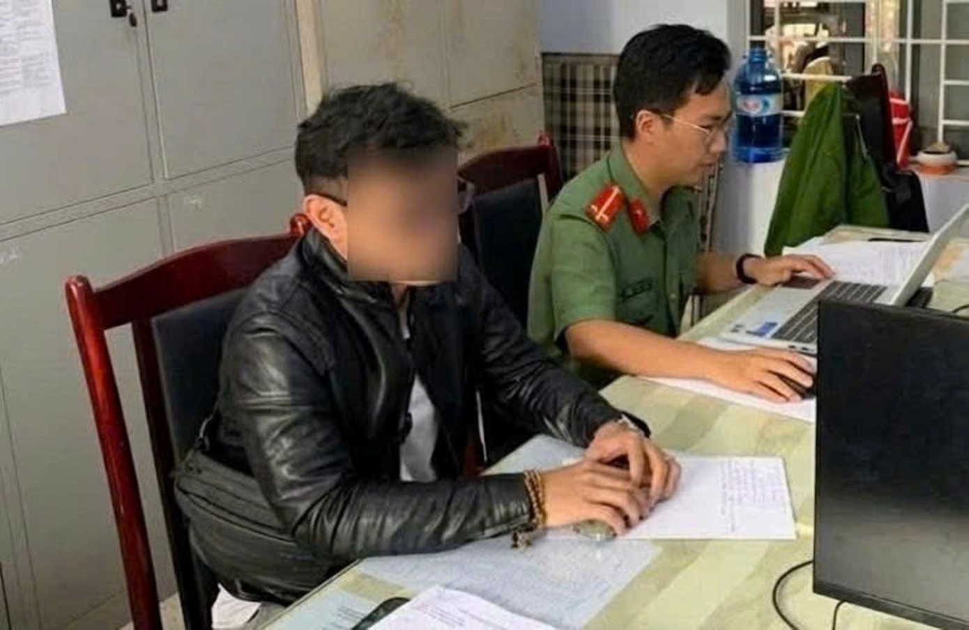 Admin trang ‘SOS 115 - tinh Binh Dinh’ bi xu phat hinh anh