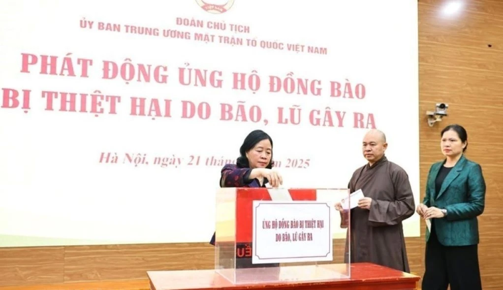 Hon 112,6 ty dong gui toi dong bao mien Trung, Tay Nguyen hinh anh