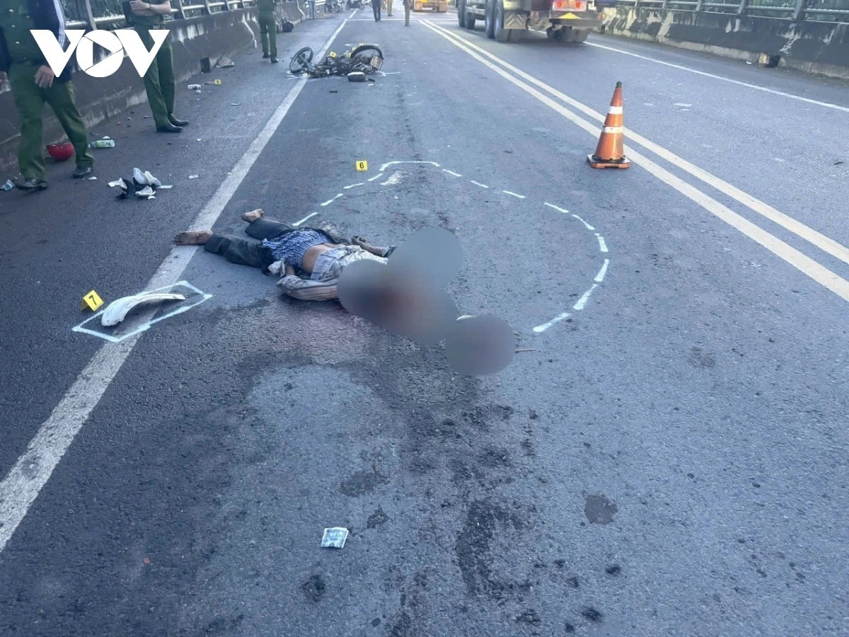 Tai nan oto Dong Thap anh 2