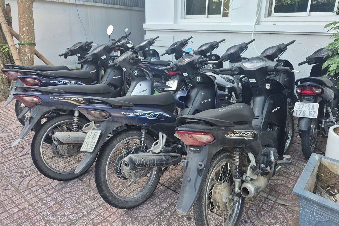 Trom xe may lien tinh anh 3