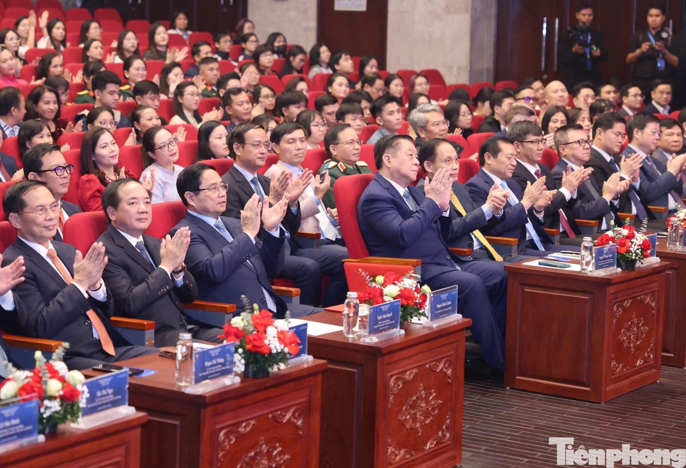 thông tin đối ngoại ảnh 2 thong tin doi ngoai anh 2