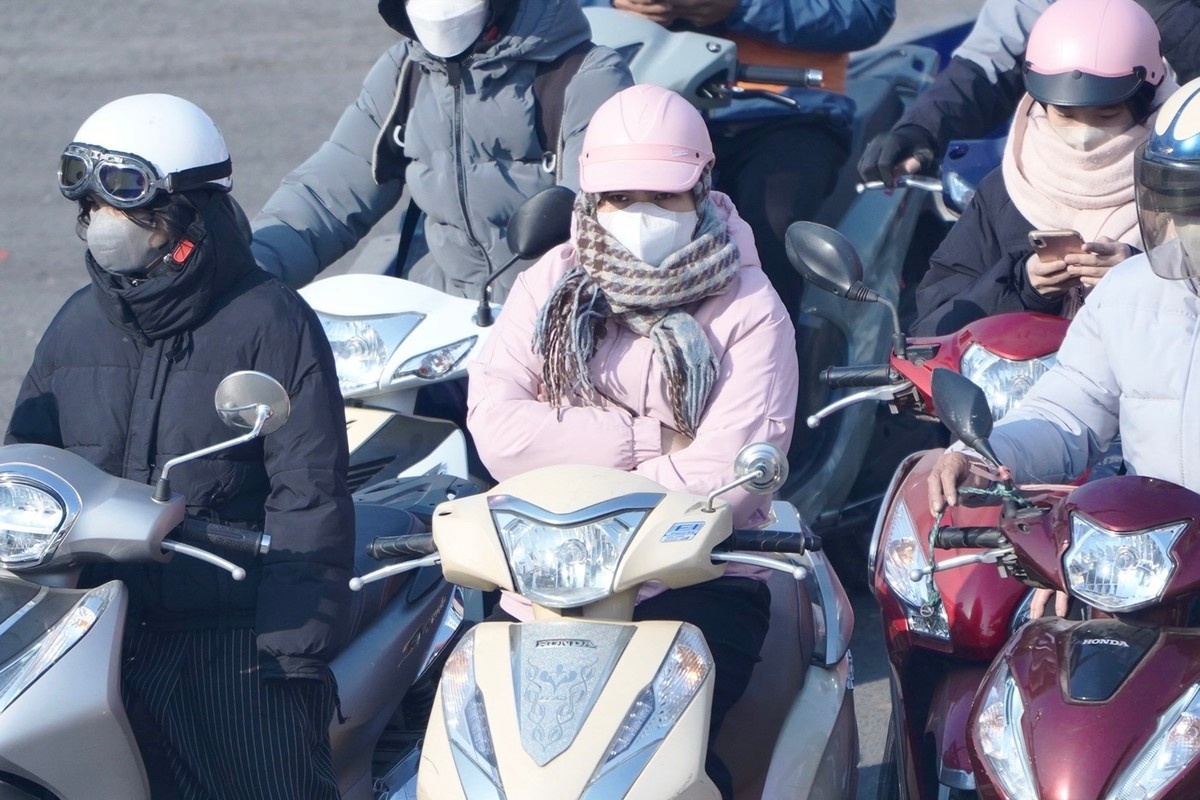 Thong tin moi ve khong khi lanh hinh anh