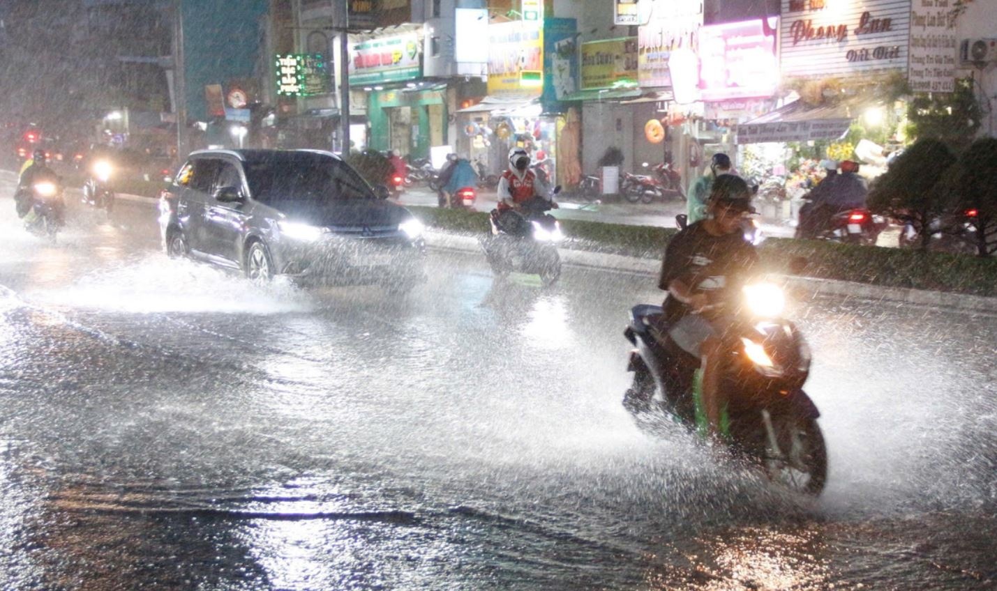 Bao so 15 co anh huong den TP.HCM va Nam Bo? hinh anh