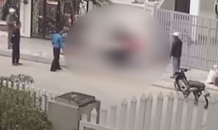 Nguoi dan ong bi hai thanh nien danh da man o Ha Noi hinh anh